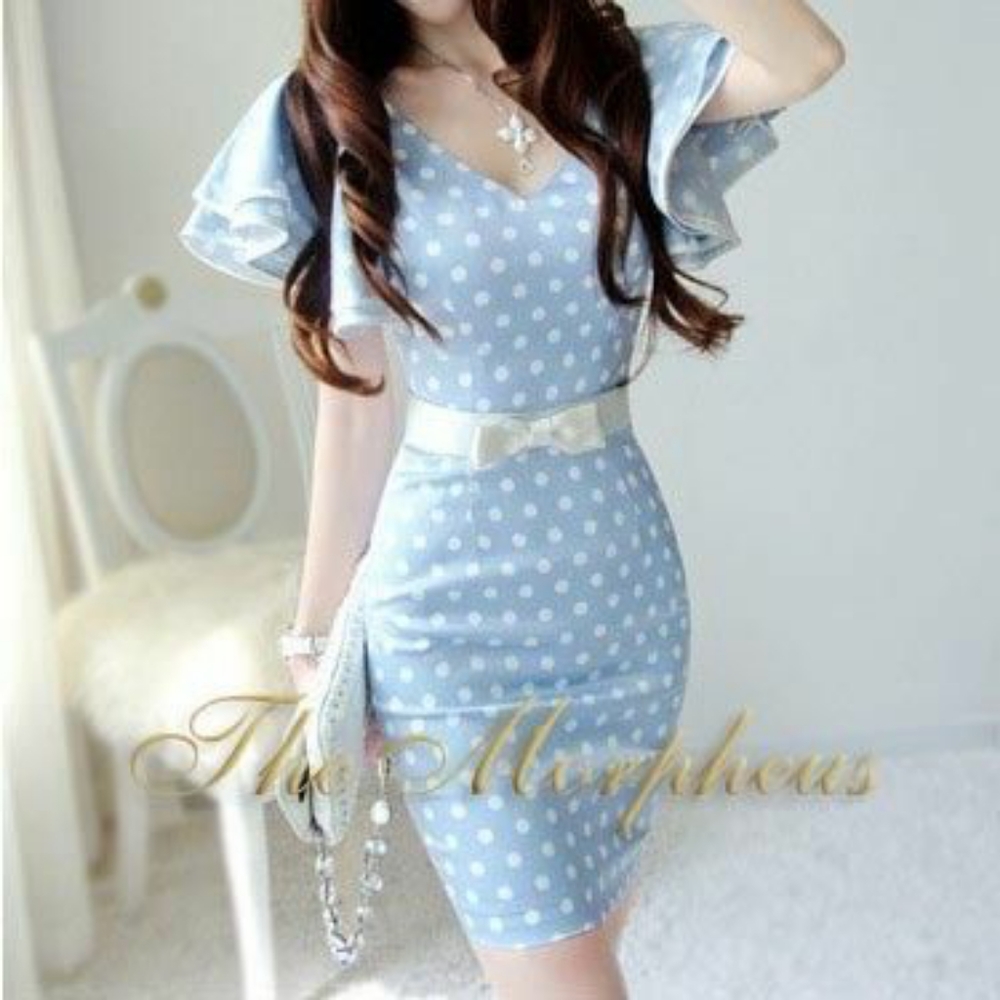 Light blue polka dot satin dress (No belt)